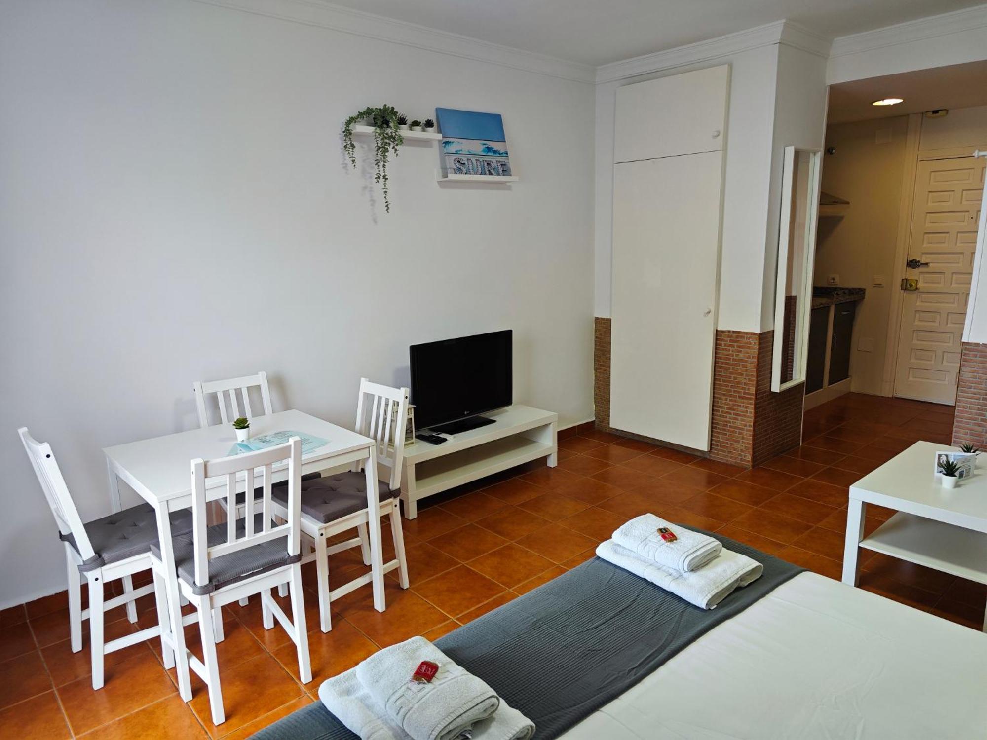 Benalbeach Casa Kito Suite 1ª Línea de playa Benalmádena Exterior foto